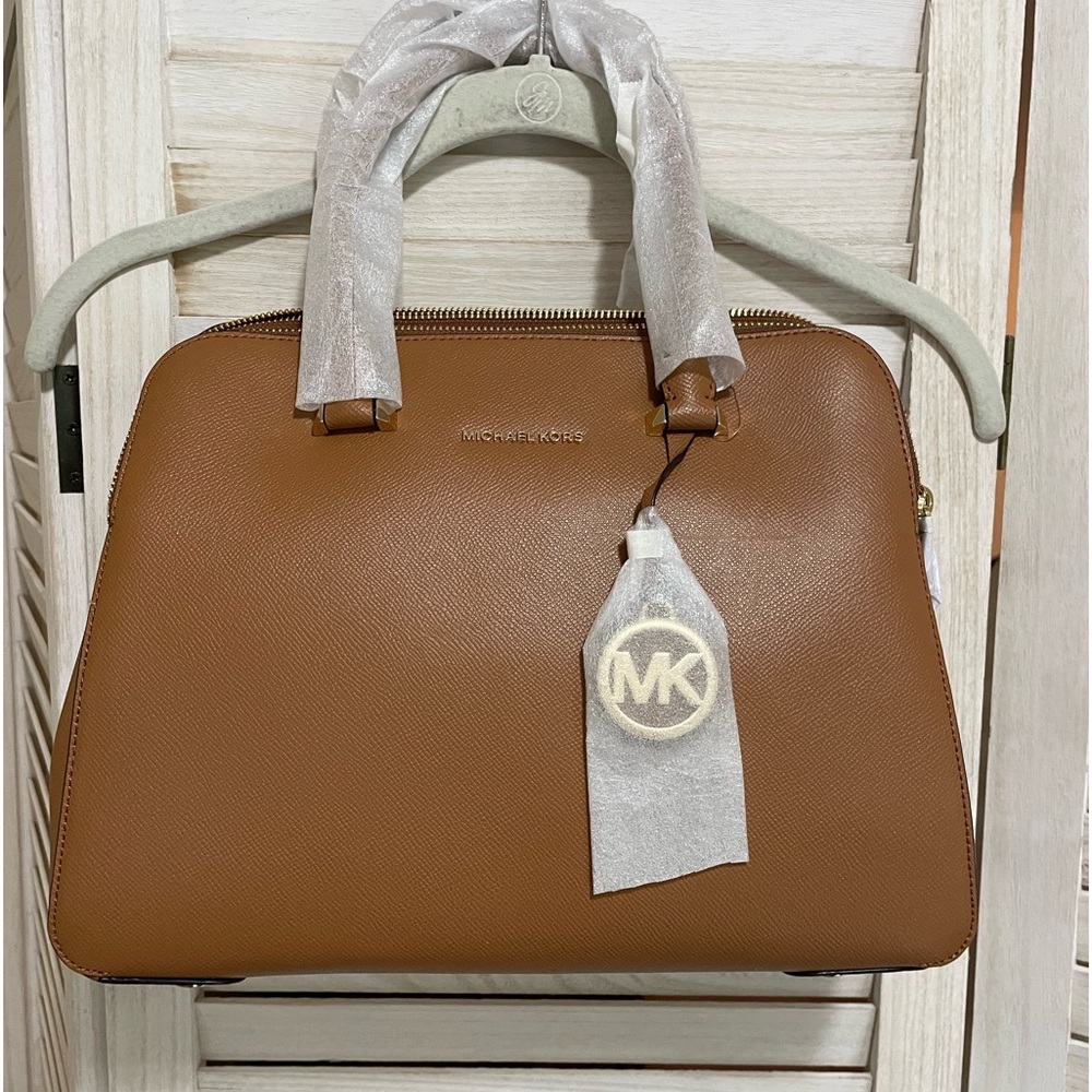 NWOT- Michael Kors Medium Satchel